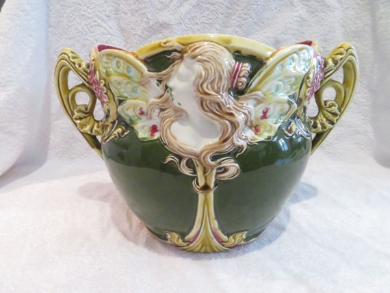 Magnifique Et Rare Cache Pot Barbotine Style Art Nouveau Mucha