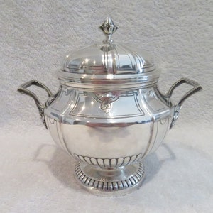 Beau sucrier argent 950 Minerve style Louis XIV orfèvre Charles Harleux Gorgeous 1900 French 950 silver sugar bowl