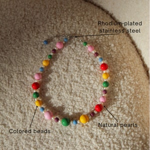 Big colorful beaded necklace with pearls image 2