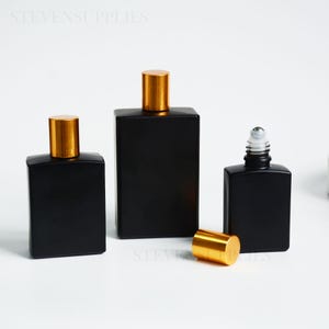 30ml 50ml 100ml SPA Oil Roller Bottle Gold Lid Square Matte Black Glass Leaking Proof Essential Oil Toner Bottle Bulk Order