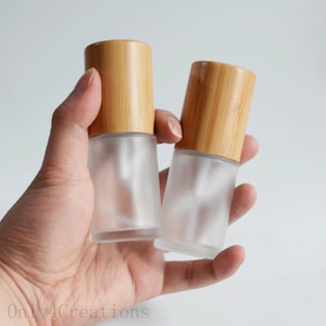 30ml Frosted Glass Spray Bottles Fine Mist Perfume Spray Bottles Empty Cosmetic Refillable Travel Containers for Hair Essential Oil Cleaning