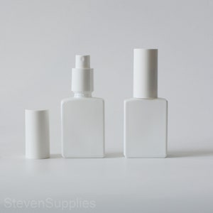30ml 1oz Empty Fine Mist Spray Bottles All White Square Glass Perfume Bottle For Fragrance Cosmetic Packaging Logo Custom Bulk