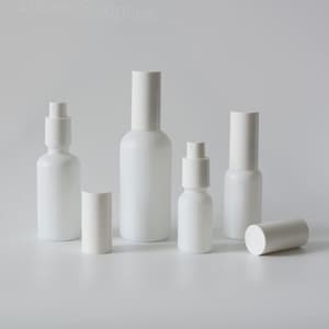 15ml 20ml 30ml 50ml 100ml Hot Sale Spray Bottles Coating White  For Fine Mist Spray Bottles Perfume Body Fragrance Outdoor Travel Portable