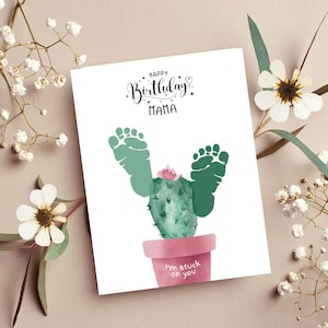Arte imprimible con huella de mano de cactus, tarjeta de cumpleaños para mamá, regalo para mamá de parte de los niños, tarjeta hecha a mano para abuela, manualidad preescolar, plantilla Canva