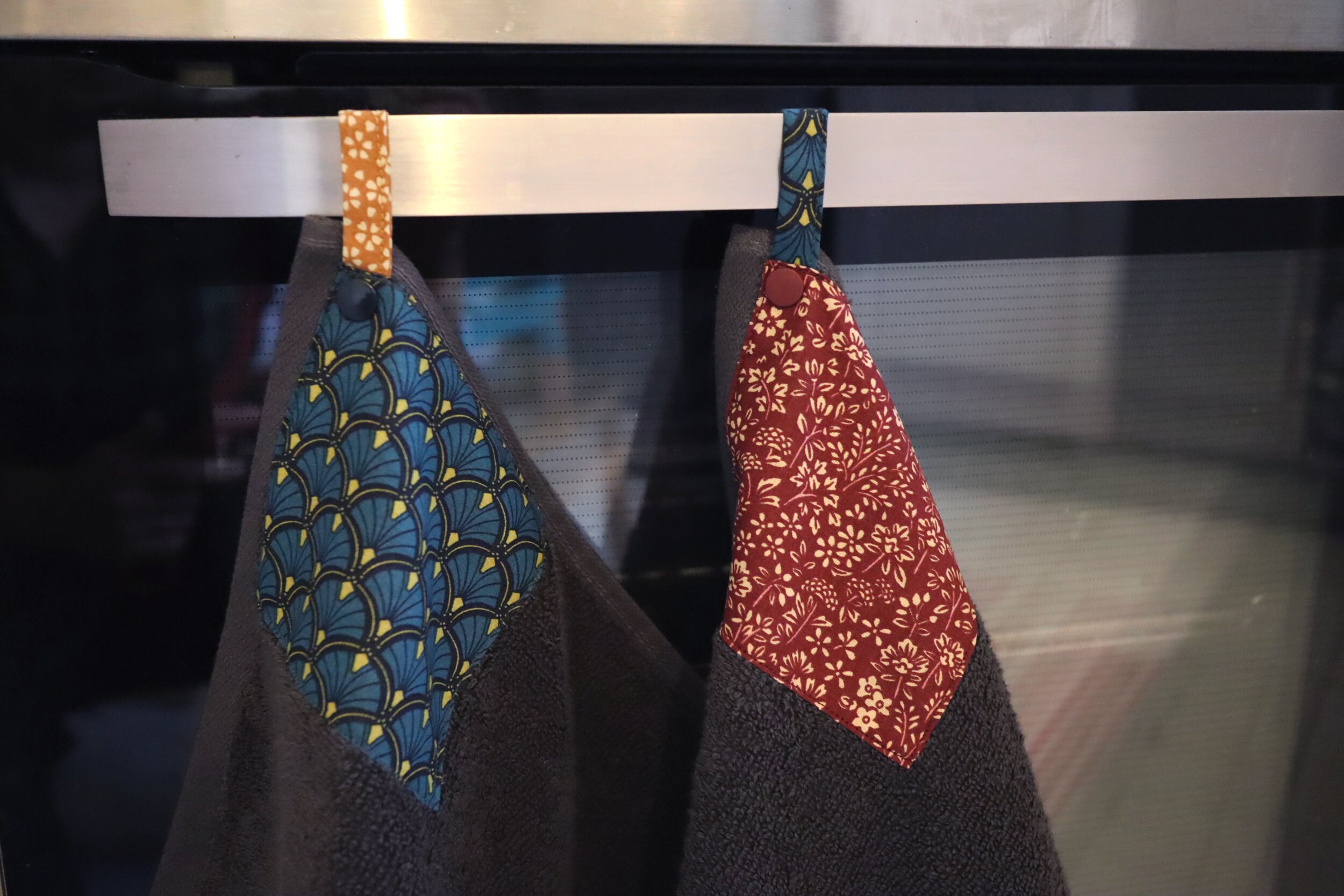 Une Paire d' Essuie-Mains/Serviette de Cuisine/Torchon Cuisine ou Salle Bain