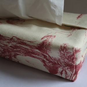 Decorative cover for tissue box made from Toile de Jouy