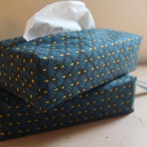 Decorative tissue box cover made of cotton