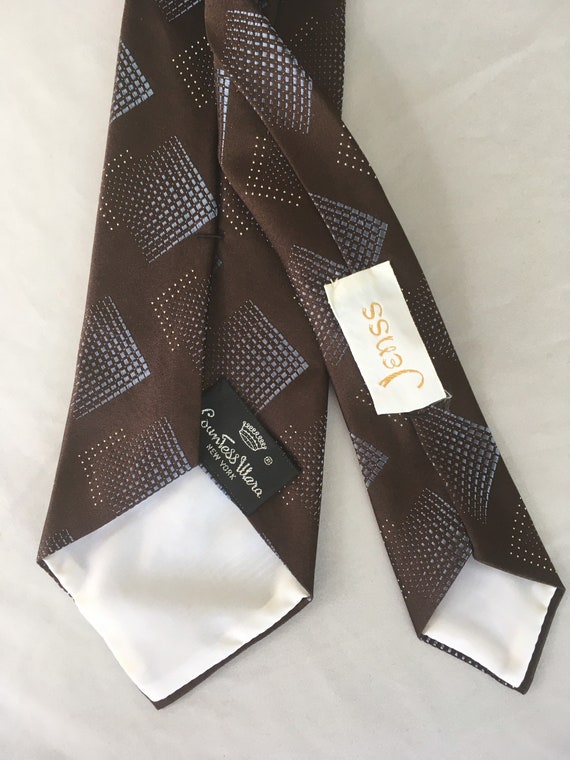 Brown necktie with tan and blue pattern, Geometri… - image 8