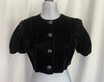 Black velvet bolero jacket from the 1940's or 1950's, 40's style short sleeved womens jacket top in black velvet, vintage velvet shrug