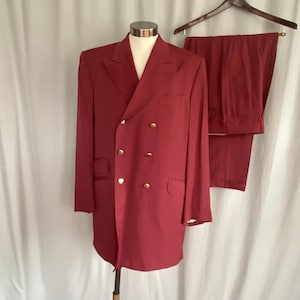 Burgundy double breasted-suit with peak lapels, size 42L jacket, size 34 x 30 pants, dark red mens suit, pleated pants