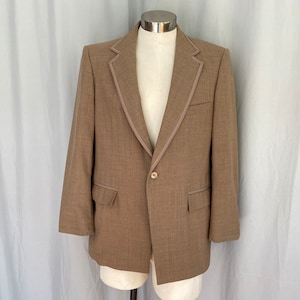 Groovy tan tuxedo jacket with braided trim, mens size 40S, vintage 1970s beige sportcoat, light brown mens 70s suit jacket