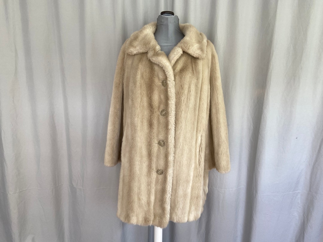 BECAGLI SINCE 1994 - Woman - Beige - Fur Coat