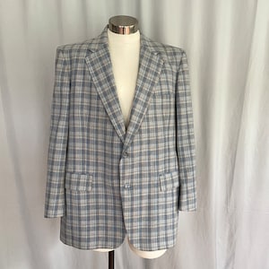 Blue and beige plaid sportcoat, mens plaid suit jacket, vintage mens blue checked blazer size 46, Arthur&#39;s Court NY Athletic Club jacket