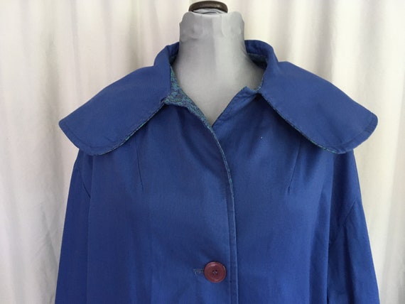 Sweet blue floral reversible raincoat, womens lig… - image 6