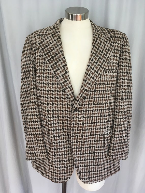 Brown and beige polyester mens sport coat, size 4… - image 4