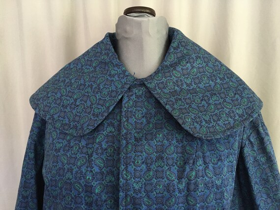 Sweet blue floral reversible raincoat, womens lig… - image 5