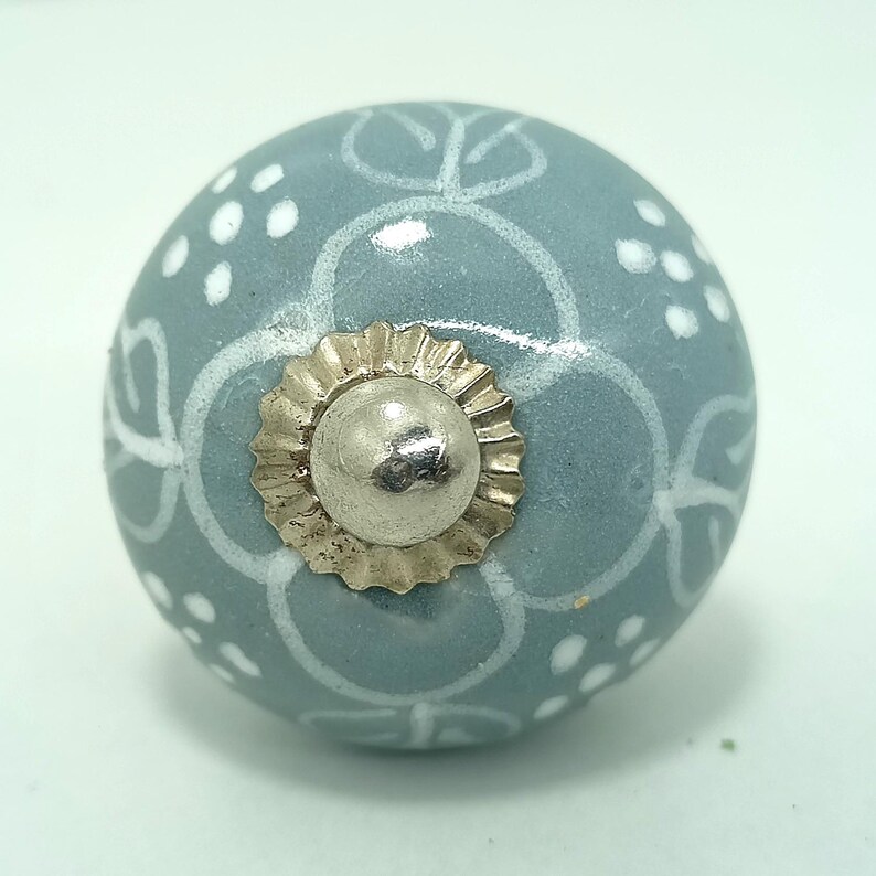 Handbemalte Keramik Knäufe, Graues Blumenmuster, Vintage Stil Bild 19