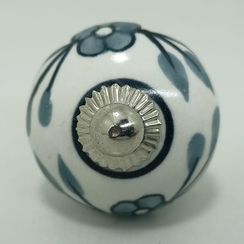 Handbemalte Keramik Knäufe, Graues Blumenmuster, Vintage Stil Bild 8