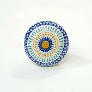 Vintage Knauf aus Keramik - mehrfarbiger Möbelknauf