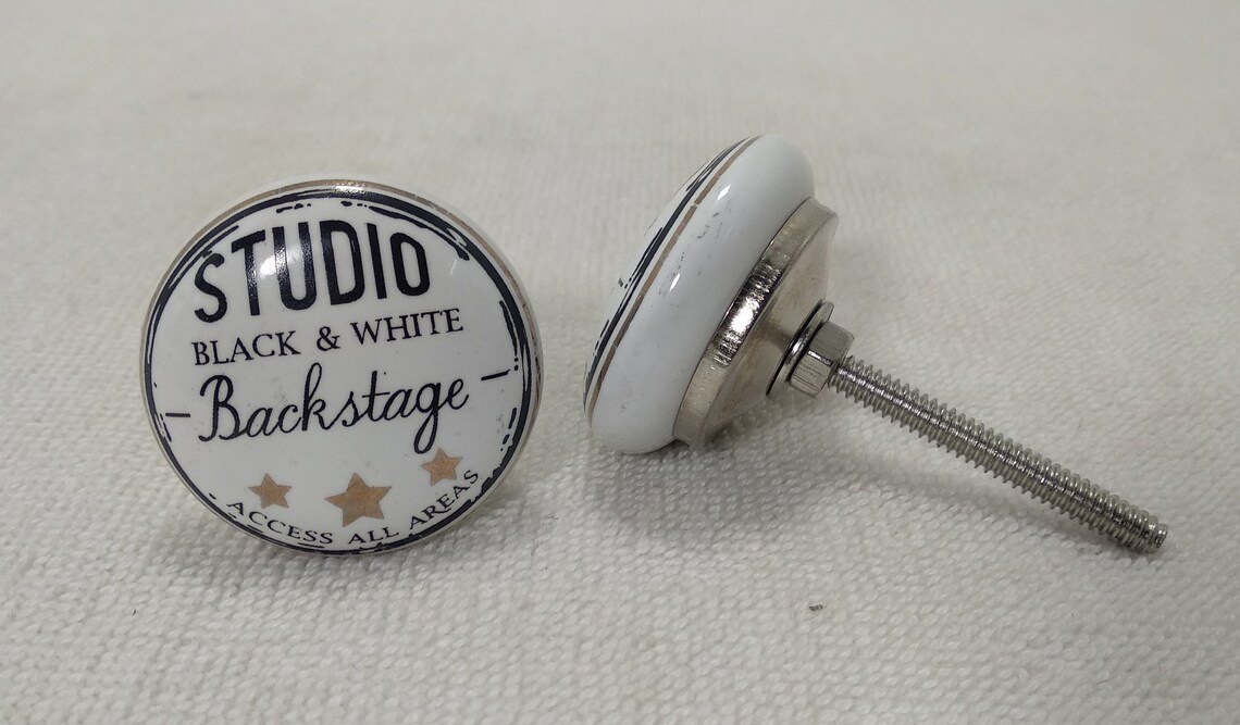 Schwarz weiß Flache Keramik Knäufe Küchenschrank | Etsy