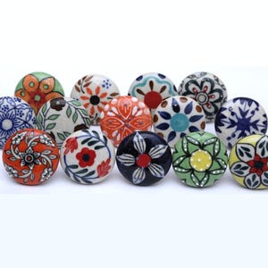Pomelli per porte in ceramica dipinti a mano, ferramenta per mobili vintage con motivi floreali