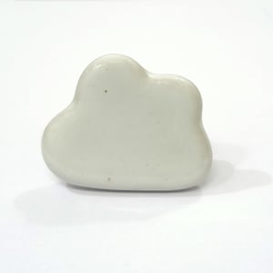 Perilla de cerámica de nube blanca - Herrajes para gabinetes pintados a mano