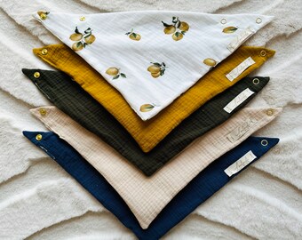 Foulards triangulaires pour bébés Foulards pour tout-petits en mousseline dans un ensemble de foulards triangulaires bavoirs en coton biologique citrons 5 pièces