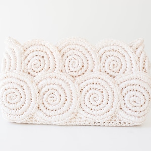 Cream Vintage Clutch