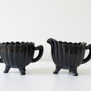 Black Scalloped Cream and Sugar Set image 1