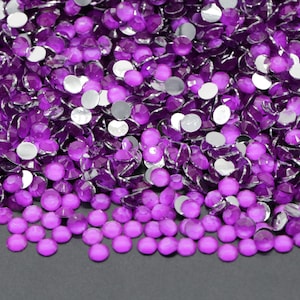 Neon Purple Resin Flatback Resin Rhinestones 1000pcs, Glowing Rhinestones under UV Light