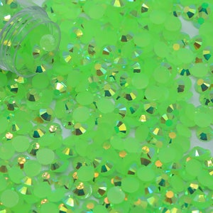Peridot Green Jelly Flatback Resin Rhinestones Pack of 1000, Choose Size 2mm, 3mm, 4mm or 5mm, Faceted Resin Rhinestones, Not-Hotfix