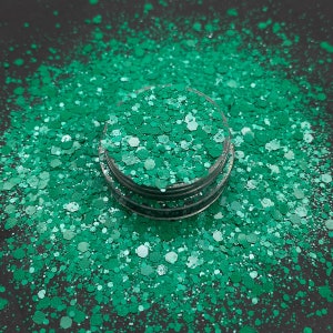 Matte Green Chunky Glitter, Polyester Glitter, Solvent Resistant, Premium Quality Glitter for Tumblers