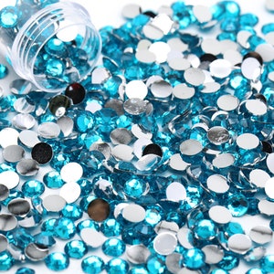 Blue Zircon Resin Flatback Resin Rhinestones 1000pcs, Choose Size and Color 3mm, 4mm or 5mm, Faceted Resin Rhinestones, Not-Hotfix