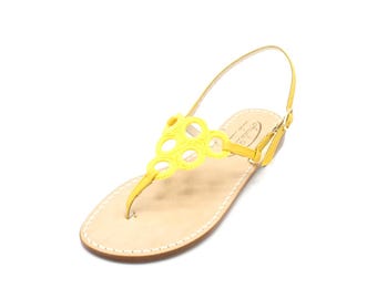 Handmade women's sandals in genuine leather with hand-embroidered rings, Capri, made in Italy, artisanal, Capri, Positano, low flip-flops
