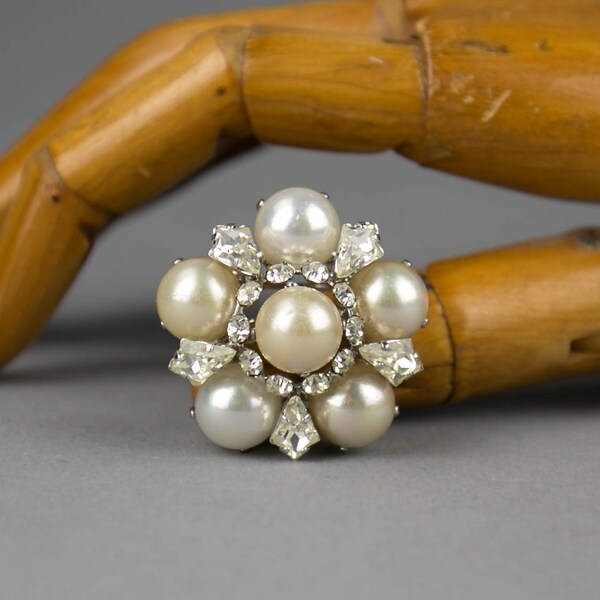 Vintage CHRISTIAN DIOR 1963 Crystal and Pearl Brooch, 1960s, French costume jewellery