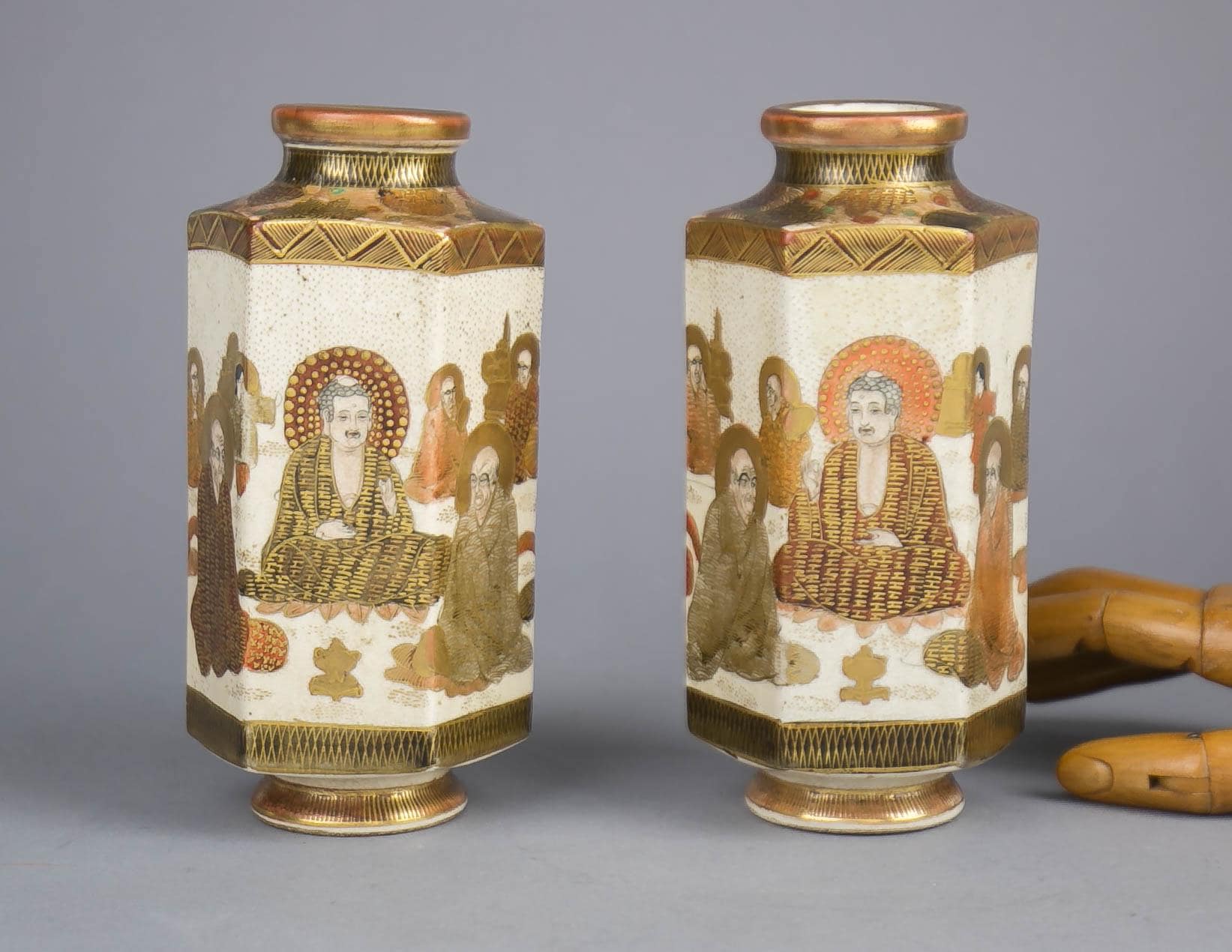 山水画 陶器 花瓶　薩摩焼 錦光山 錦手 風俗図花瓶 | 明治工芸・明治金工の販売専門店ならGallery尚