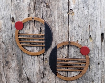 LASZLO - Boucles d'oreilles inspiration Bauhaus - noyer massif. Création originale & fabrication artisanale - Made in France