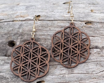 FLOWER OF LIFE - Wooden earrings, solid French walnut. Original creation & artisanal manufacturing - 100% Made in France