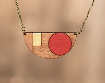 ALMA - Hand-painted wooden gold plated necklace - red and gold. Homage to the Bauhaus. French solid walnut. Original creation.