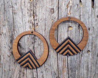 HEKA - Earrings painted in solid walnut. Original creation & artisanal manufacture - Made in France