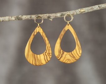 PERSEI - Earrings made of solid French olive wood. Original creation & artisanal manufacturing - 100% Made in France