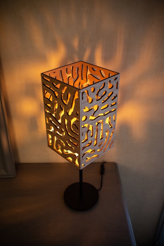 CORAIL Graphic Table Lamp in Cut Wood. French Artisanal