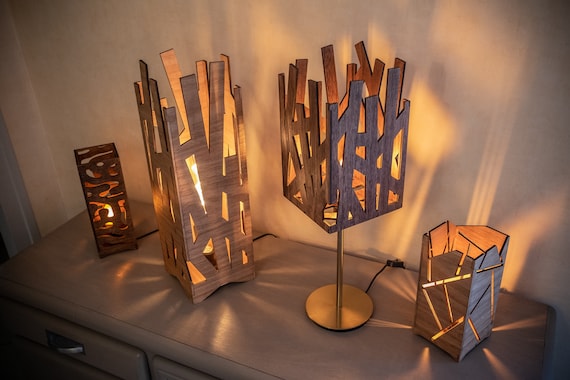 Lampe en bois effet ombre chinoise - création artisanale française