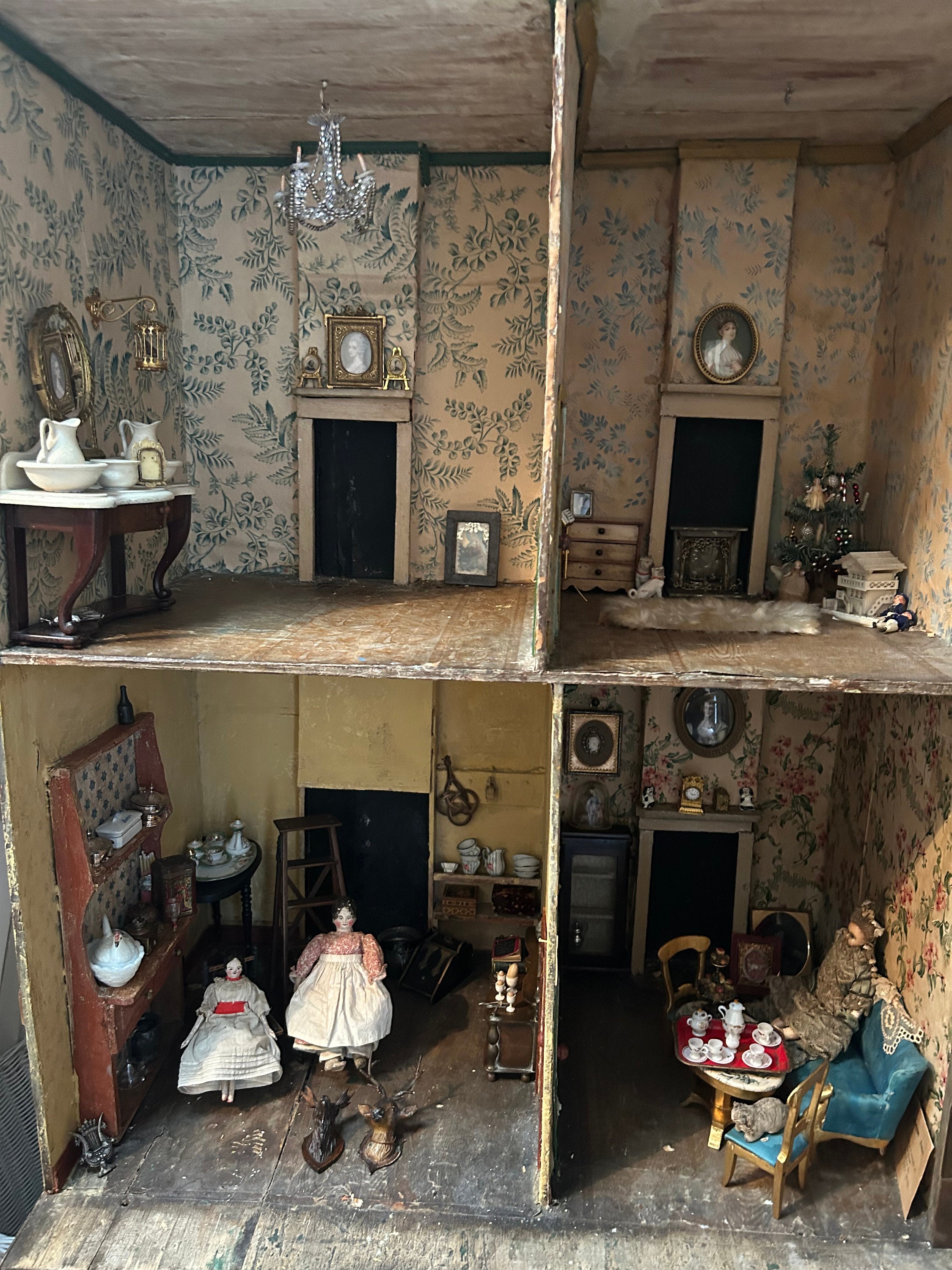 Rare Antique English Dolls House Circa 17801810 Etsy UK