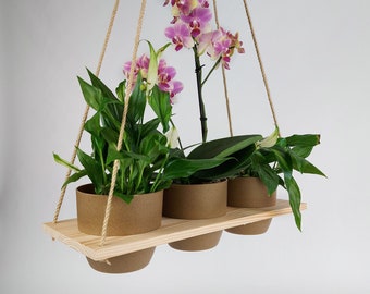 Hanging basket including 3 eco pots made from elephant grass