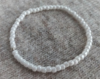 ASTER Bracelet - Delicate white Japanese glass bead stacking stretch bracelet