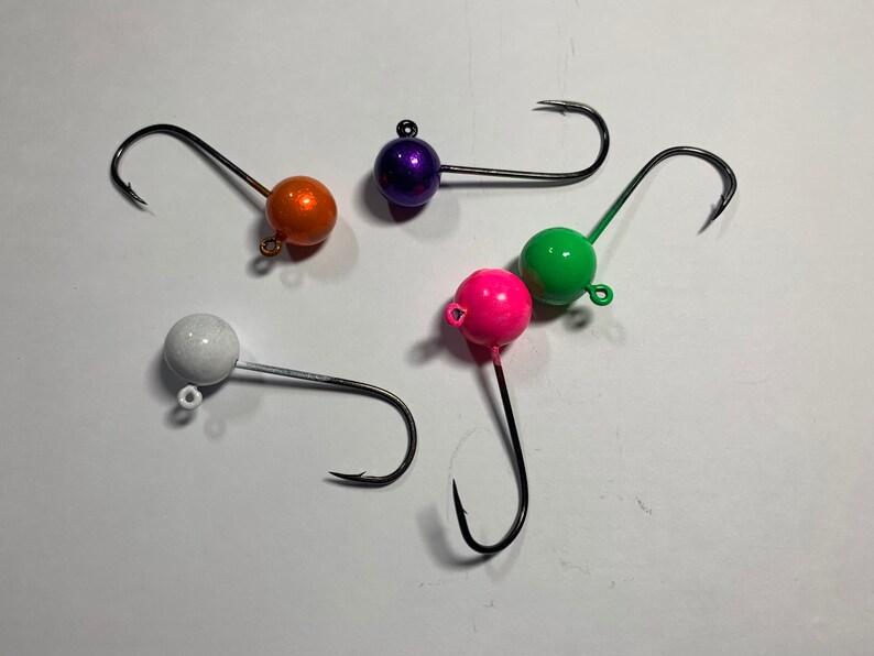 purple 38 and 12 oz pink green 18 Painted Lead jig heads with hooks 14 orange