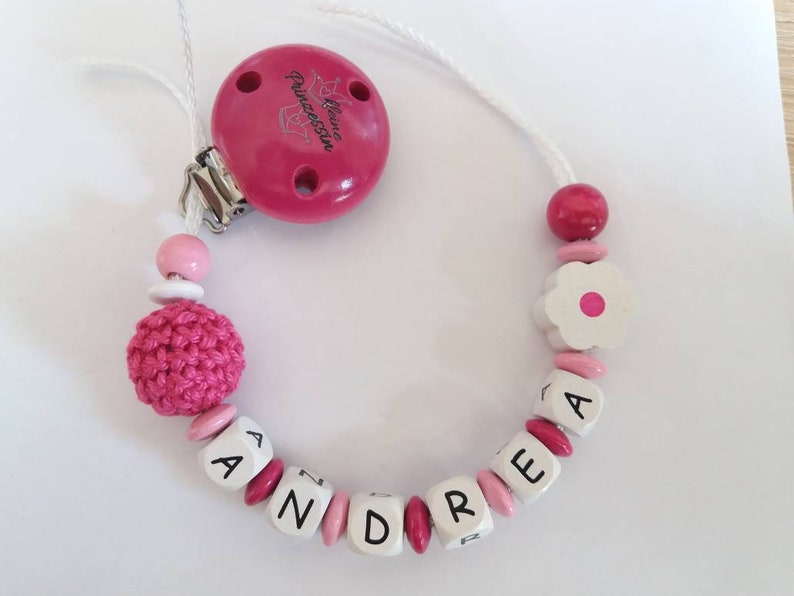 Schnullerkette mit Name in Rosa/Pink mit Blume und Häkelperle, Geschenk zur Geburt Bild 1