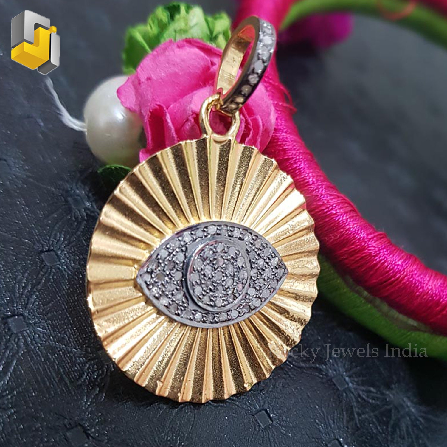 スターリングシルバー ダイヤモンド イーヴィルアイペンダント