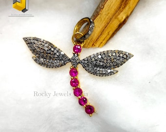 Pendentif libellule en or 14 carats, diamants et rubis, rubis
